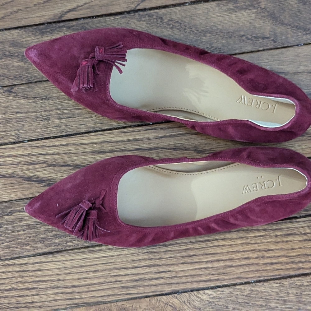 🆕 NIB NWT J. Crew burgundy suede pointy toe suede ballet flats with tassels
